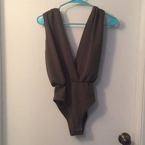 Boohoo army green plunge bodysuit